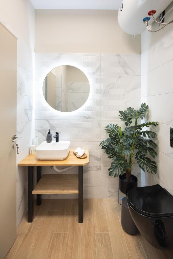Designed Studio - Walking Distance From Acropolis Athens Luaran gambar